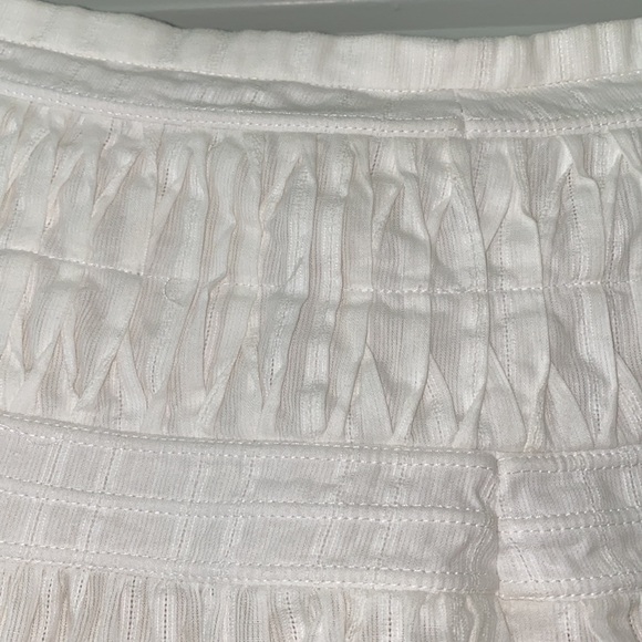 BCBG embroidered skirt - no tags size 10? - Picture 5 of 11